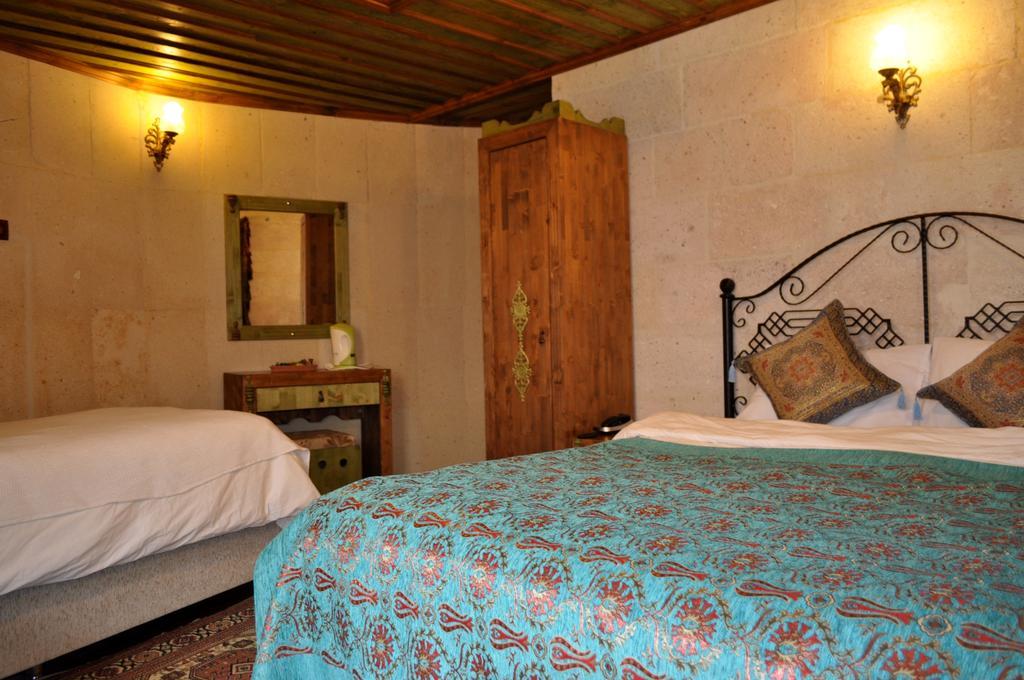Cappadocia Hills Cave Hotel Goreme Room photo